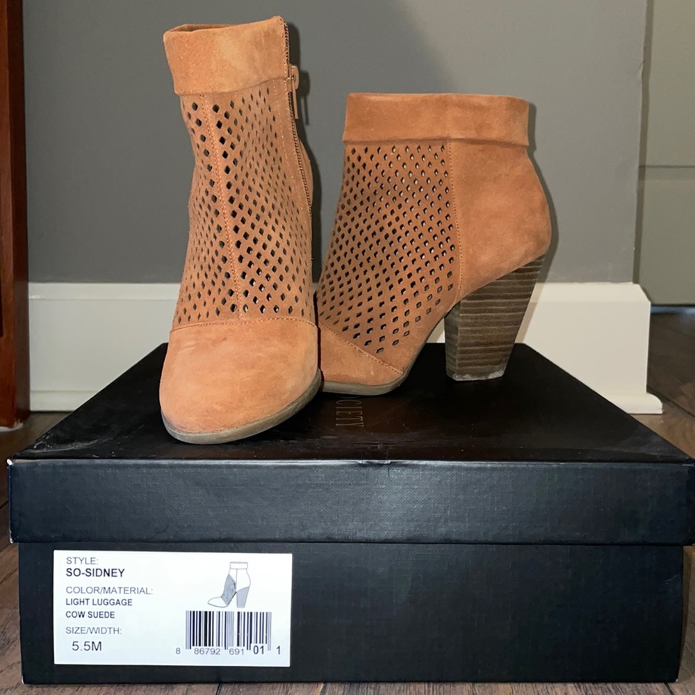 Like New Sole Society Suede Booties